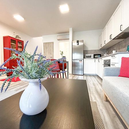 Komfort Home Bursport Bt. Haz Balatonfenyves Eksteriør bilde