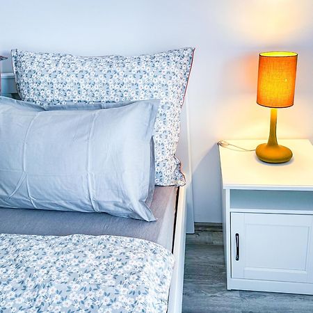 Komfort Home Bursport Bt. Haz Balatonfenyves Eksteriør bilde
