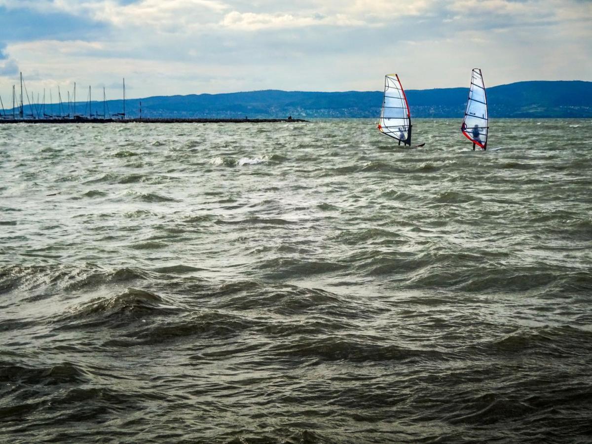 Komfort Home Bursport Bt. Haz Balatonfenyves Eksteriør bilde