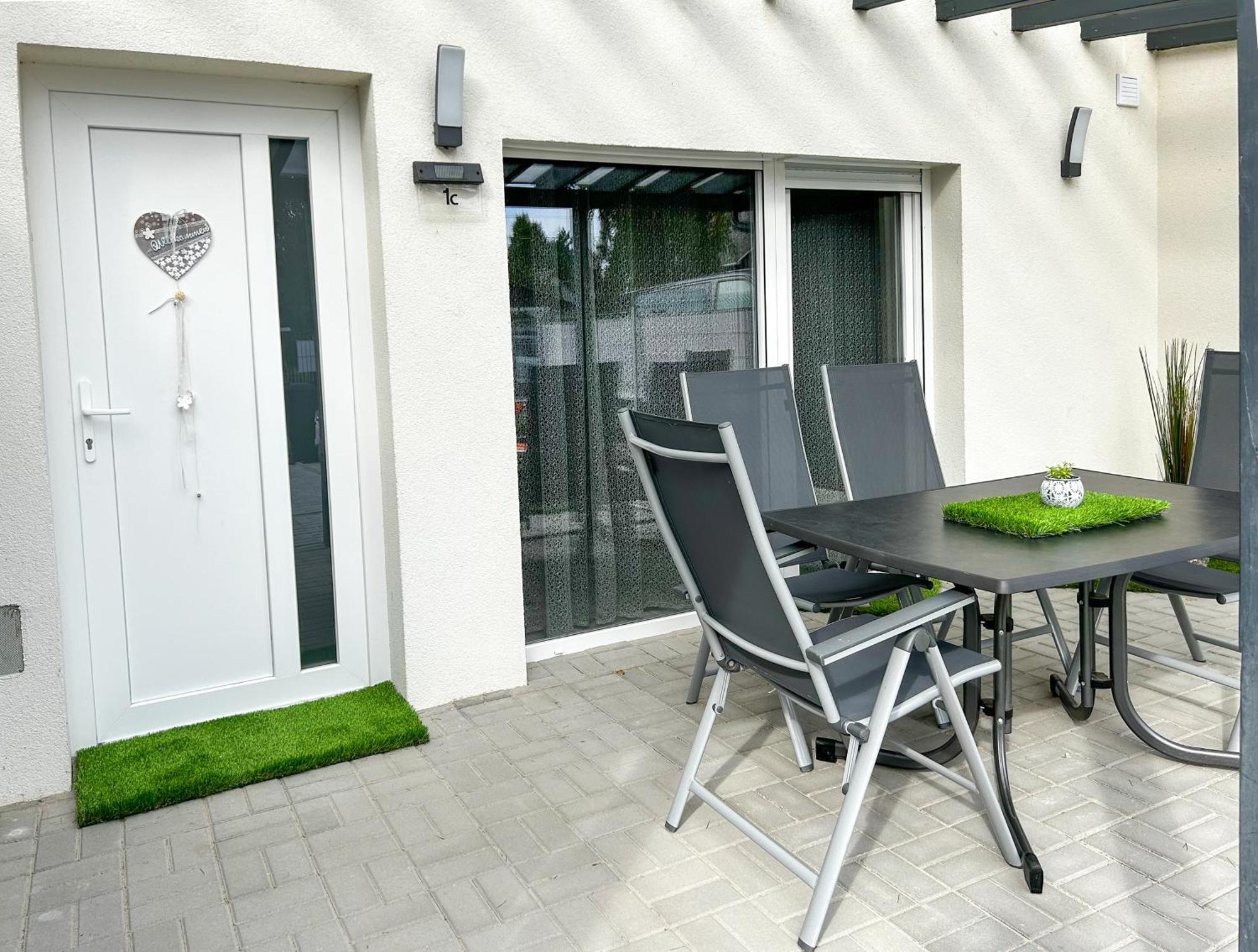 Komfort Home Bursport Bt. Haz Balatonfenyves Eksteriør bilde