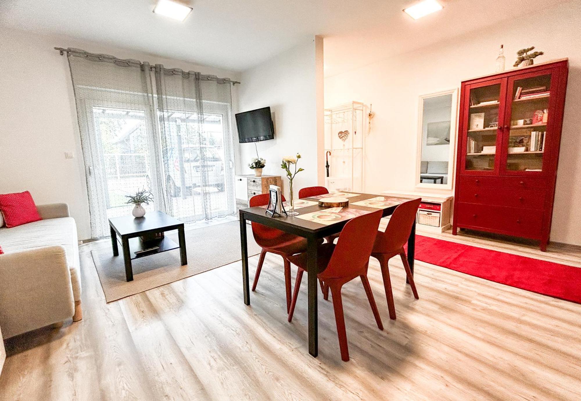 Komfort Home Bursport Bt. Haz Balatonfenyves Eksteriør bilde